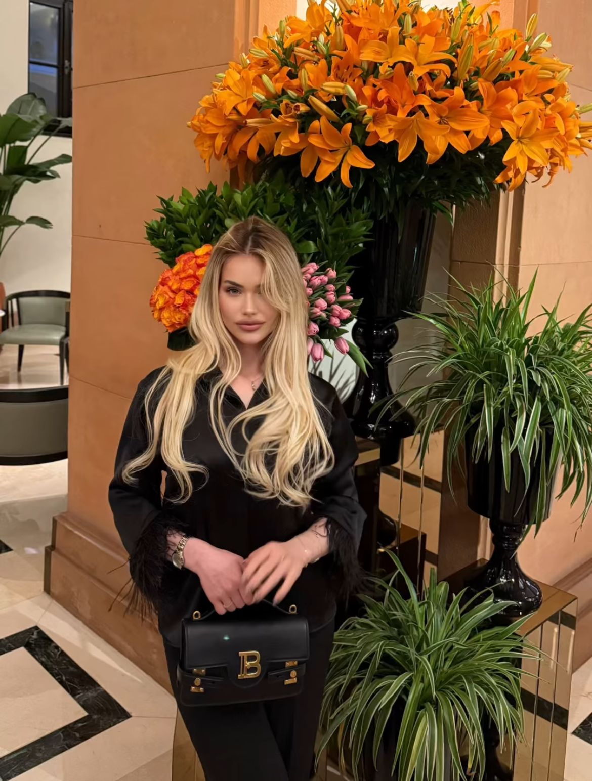 Yenibağlar Escort Ceren ile Güler Yüz